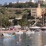 Lägenhet Panoramic Penthouse In Marsascala Which Enjoys Sea And Country Views Marsaskala