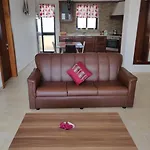Panoramic Penthouse In Marsascala Which Enjoys Sea And Country Views Lägenhet