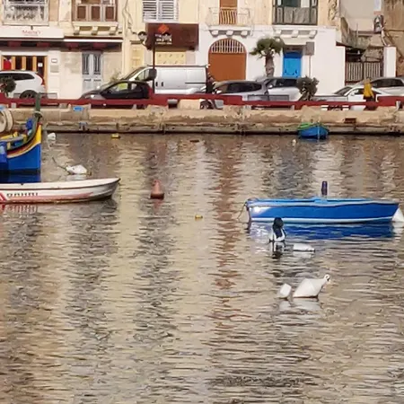 公寓 Panoramic Penthouse In Marsascala Which Enjoys Sea And Country Views *