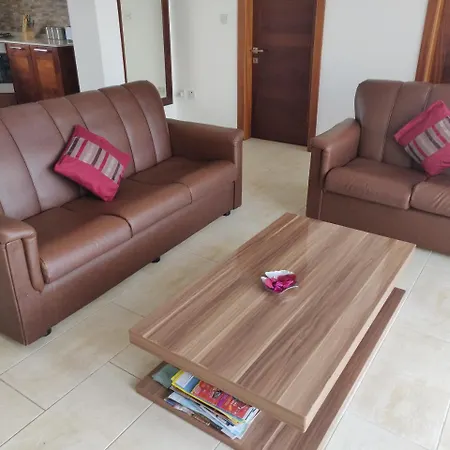 公寓 Panoramic Penthouse In Marsascala Which Enjoys Sea And Country Views 马尔萨斯卡拉