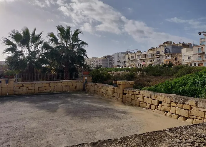 Apartament Panoramic Penthouse In Marsascala Which Enjoys Sea And Country Views Marsaskala