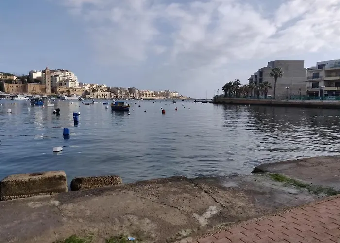 Panoramic Penthouse In Marsascala Which Enjoys Sea And Country Views Apartament *